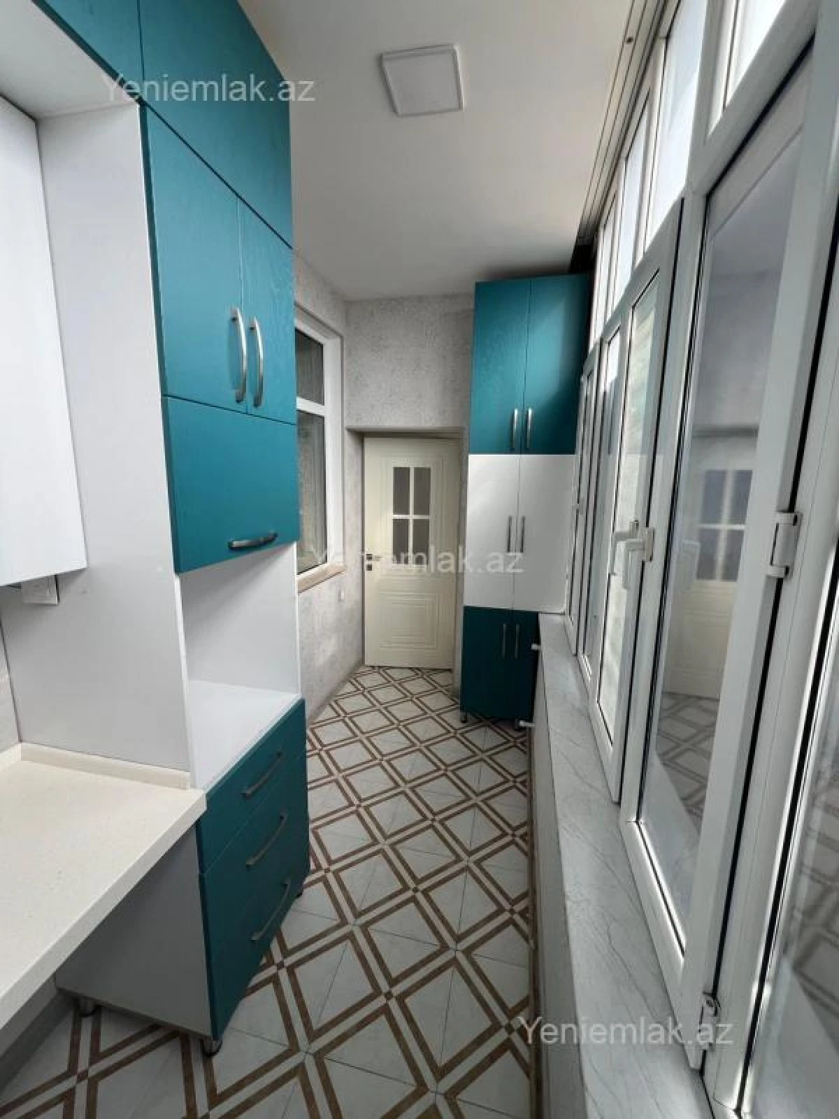 Satılır 3 otaqlı yeni tikili 78 m²
