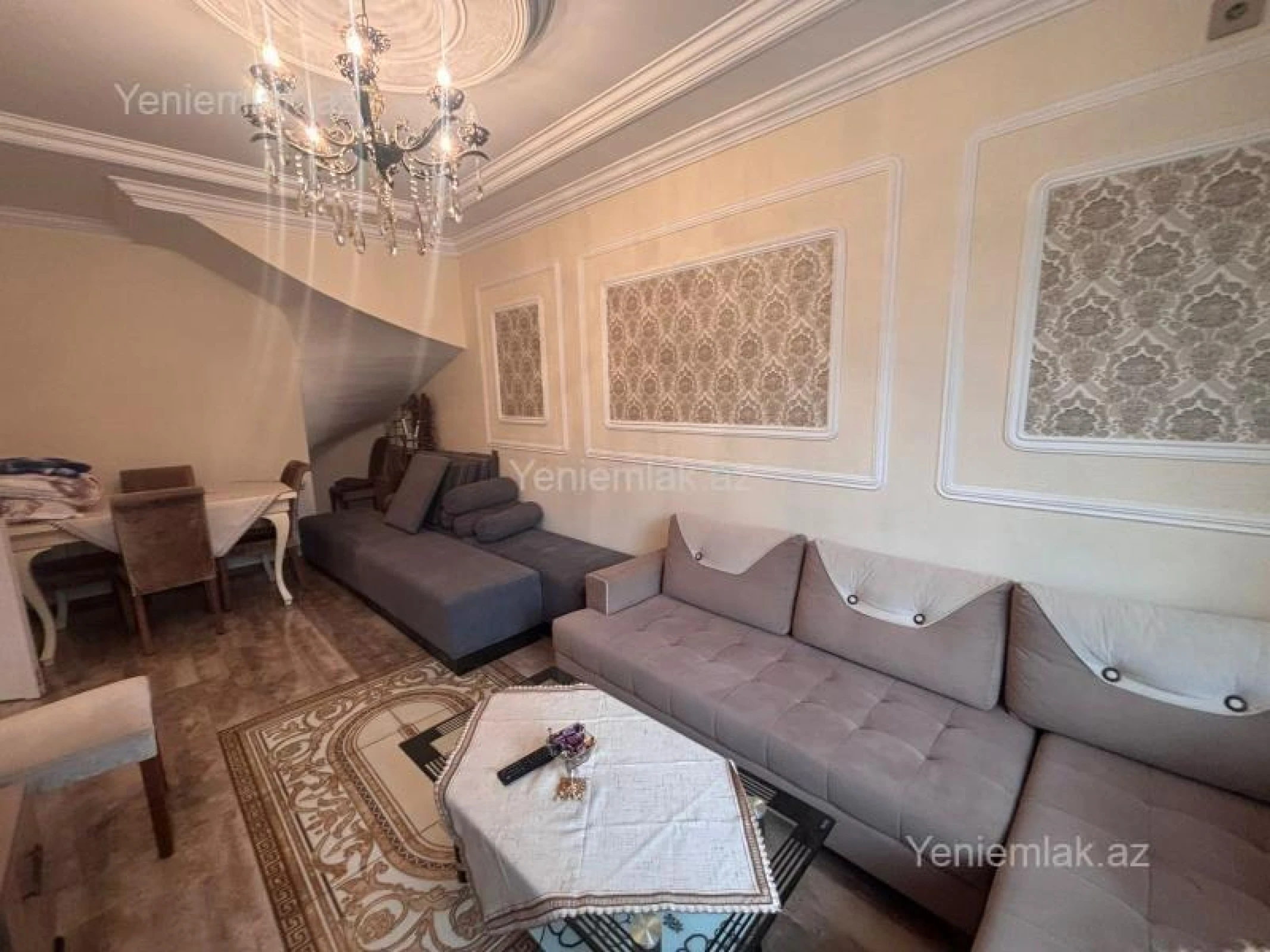 Satılır 5 otaqlı həyət evi 200 m²
