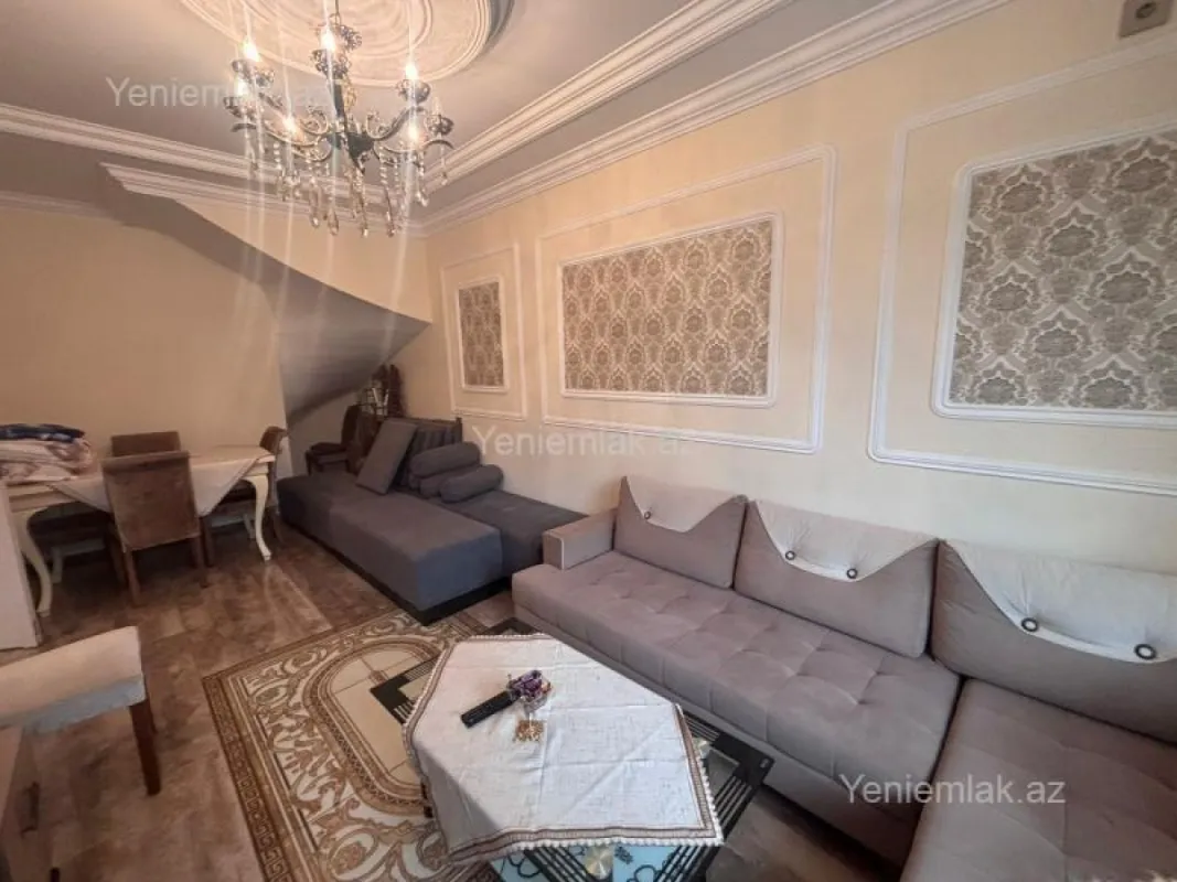 Satılır 5 otaqlı həyət evi 200 m²