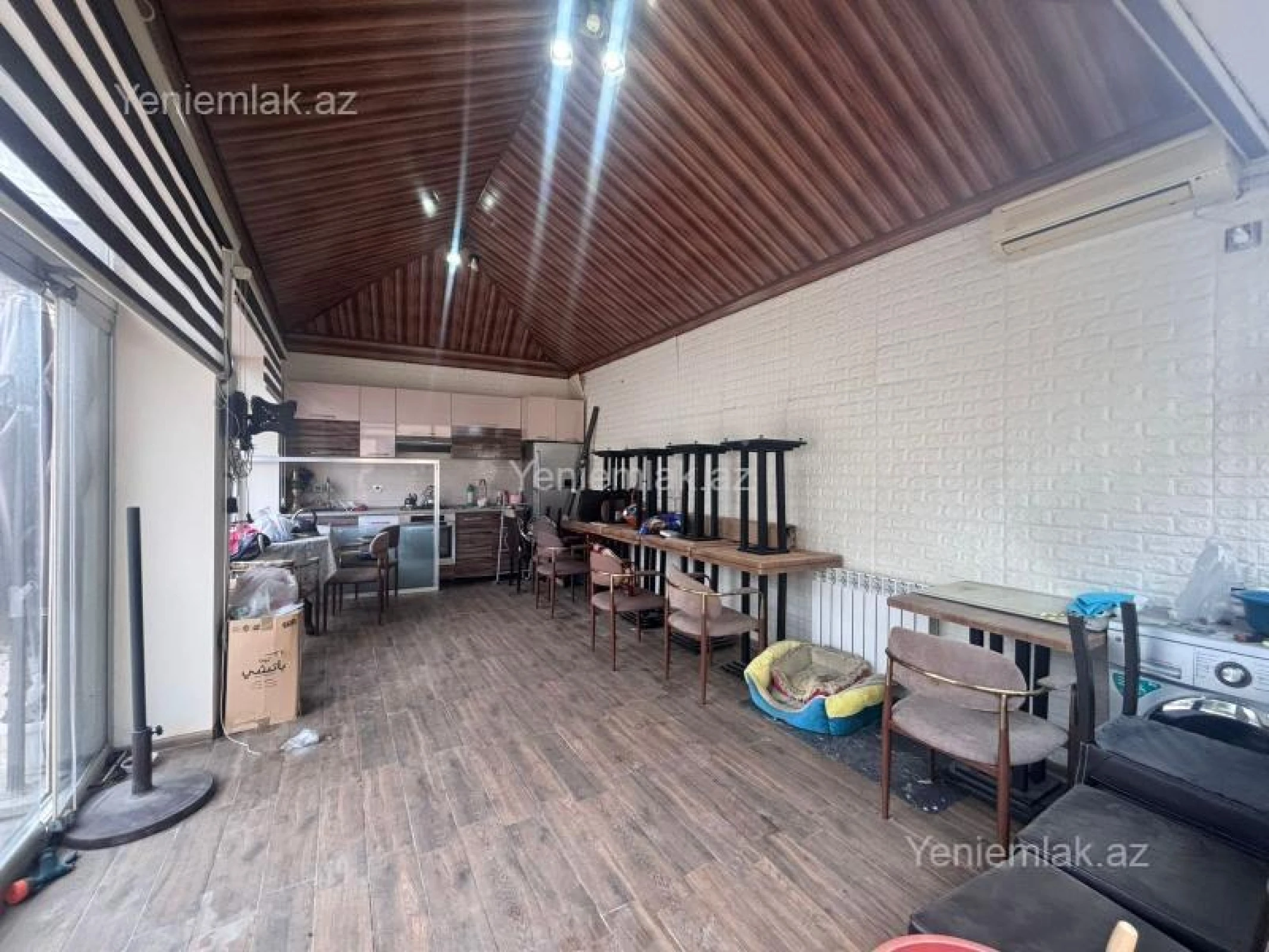 Satılır 5 otaqlı həyət evi 200 m²