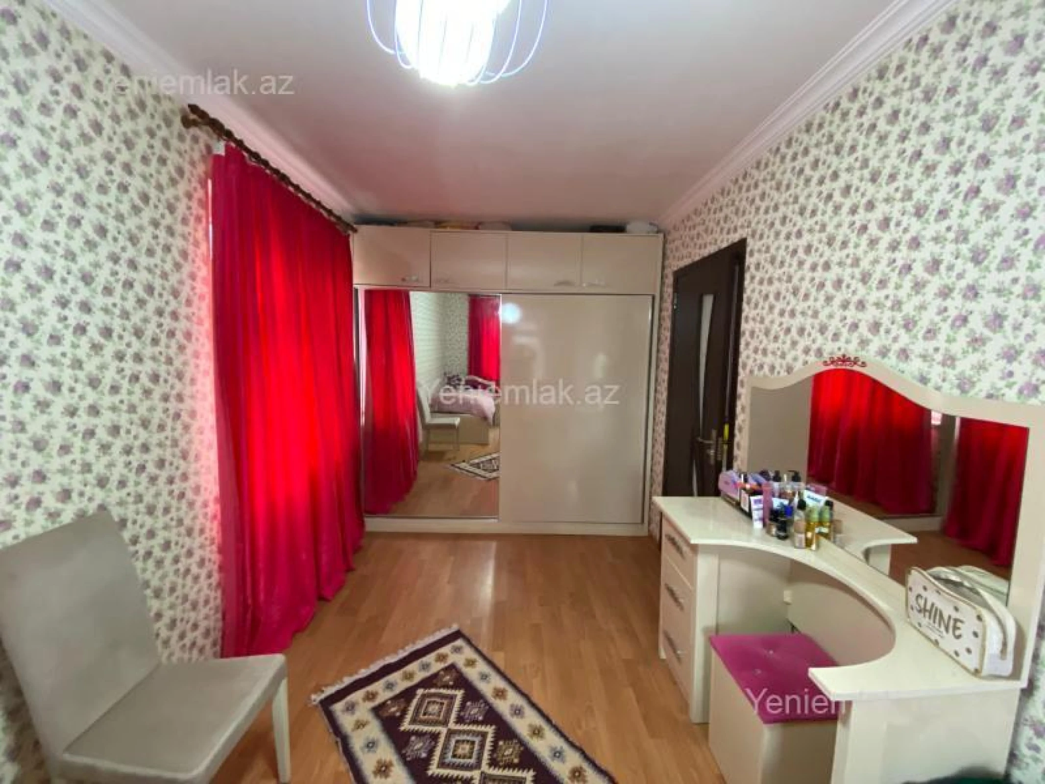 Satılır 3 otaqlı köhnə tikili 45 m²