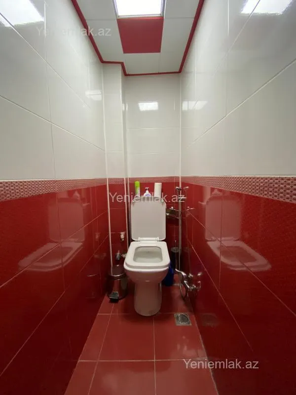 Satılır 3 otaqlı köhnə tikili 45 m²