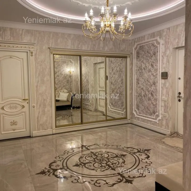 Satılır 5 otaqlı yeni tikili 300 m²