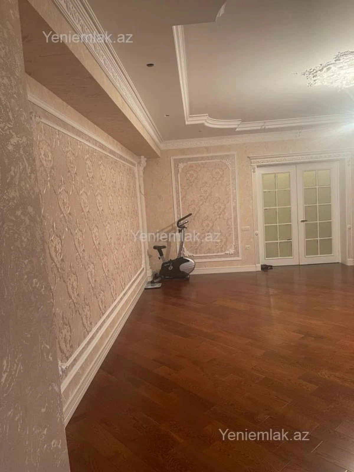 Satılır 5 otaqlı yeni tikili 300 m²