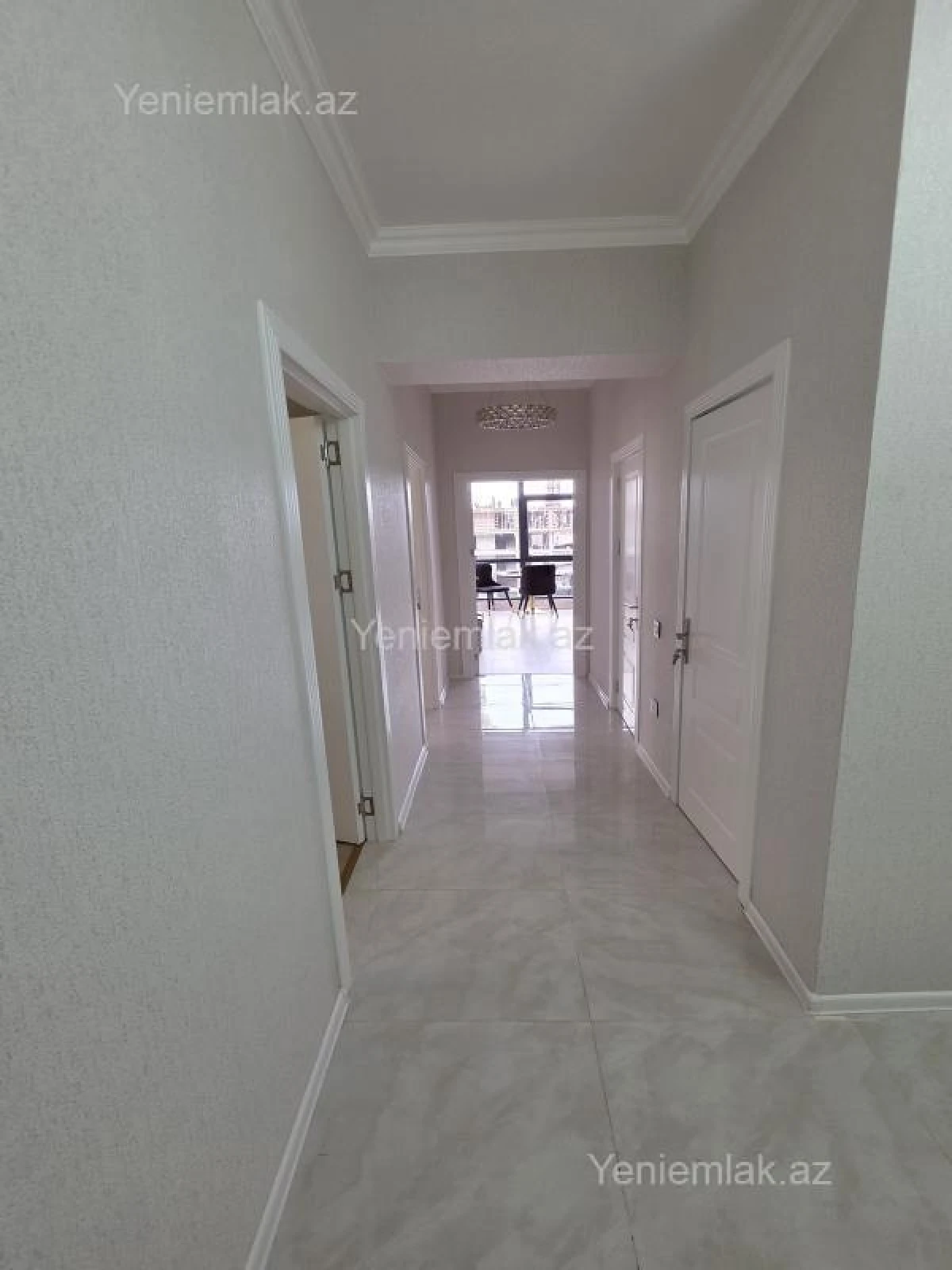 Satılır 2 otaqlı yeni tikili 99 m²