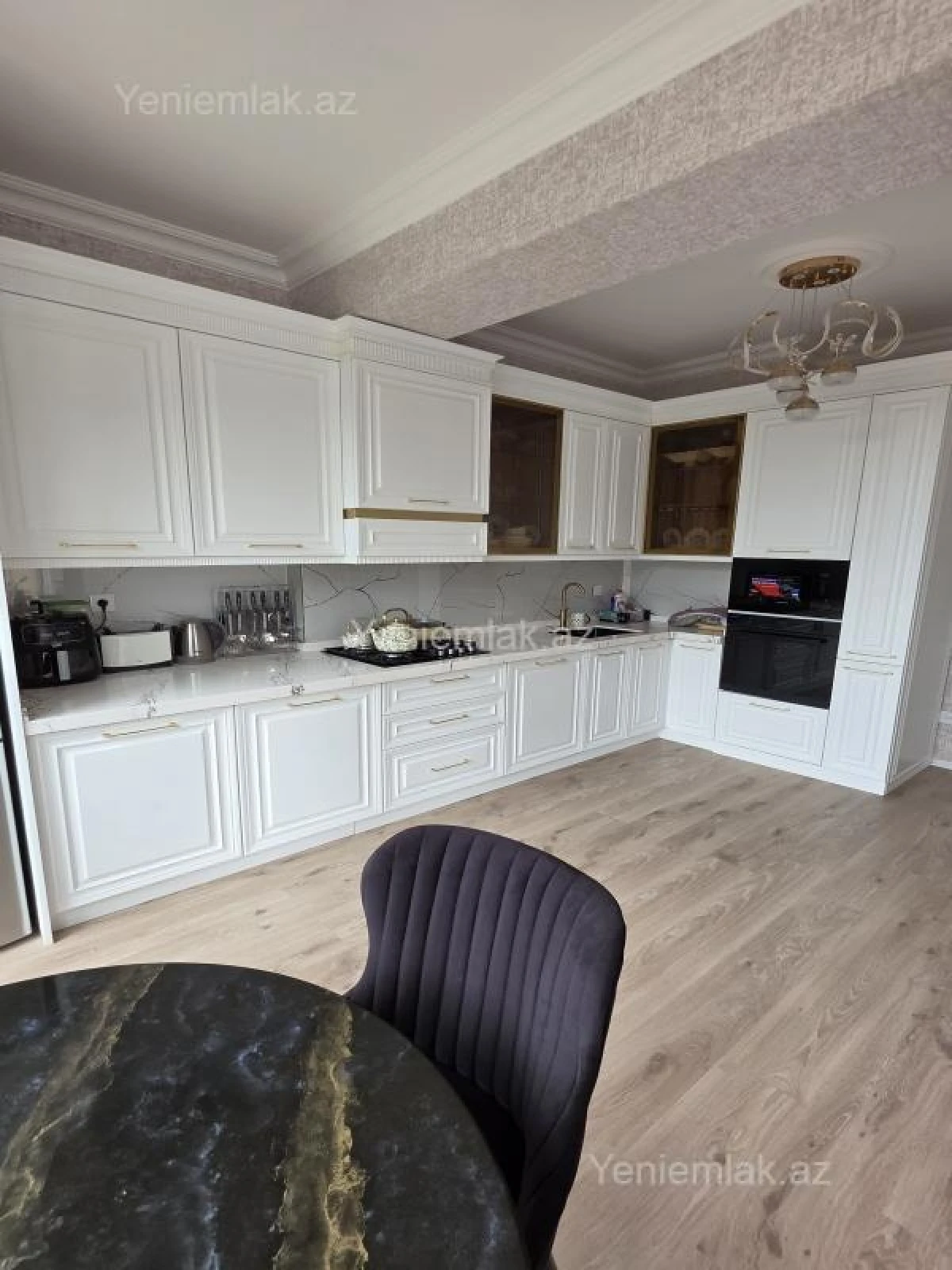 Satılır 2 otaqlı yeni tikili 99 m²