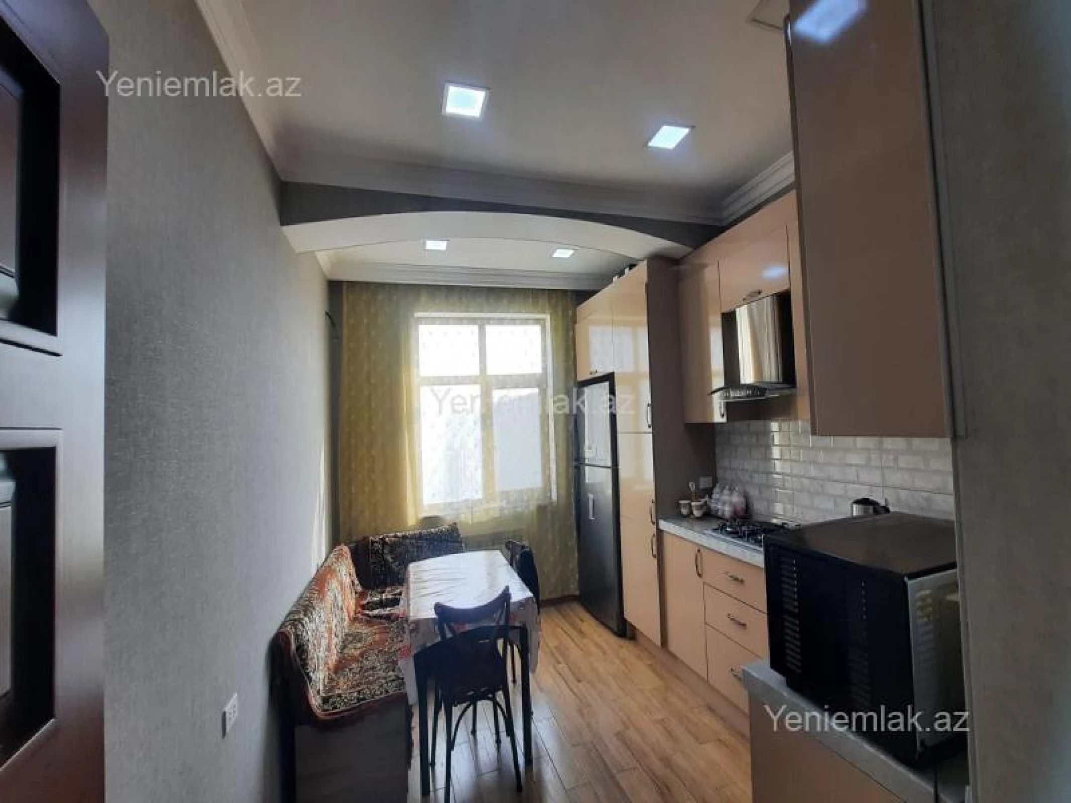 Satılır 2 otaqlı yeni tikili 80 m²