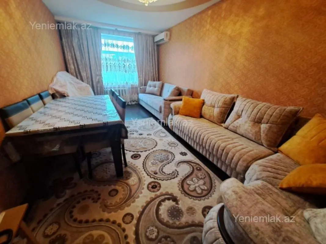 Satılır 2 otaqlı köhnə tikili 60 m²