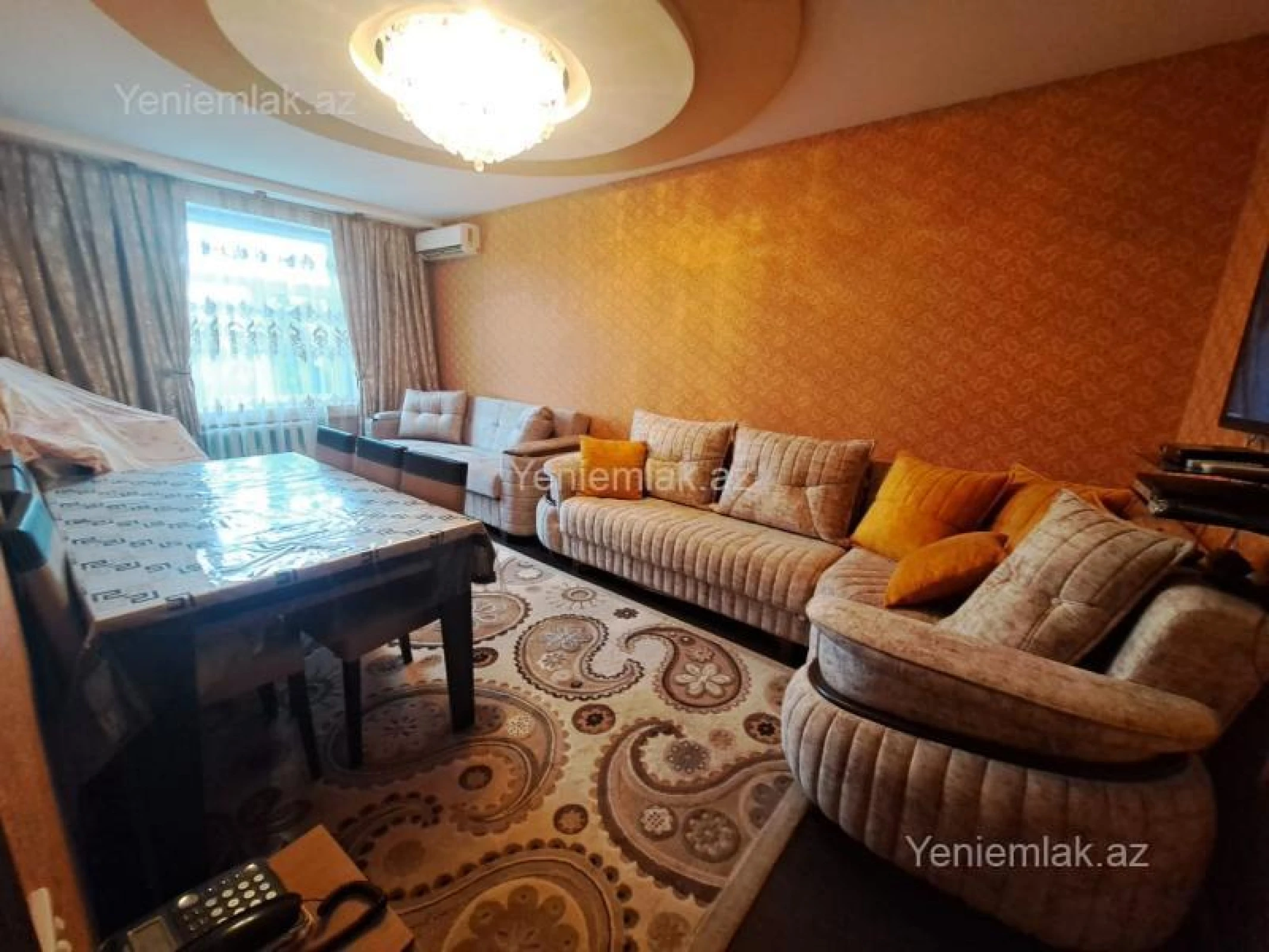 Satılır 2 otaqlı köhnə tikili 60 m²