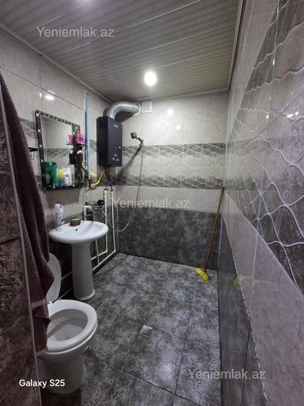 Satılır 2 otaqlı köhnə tikili 50 m²