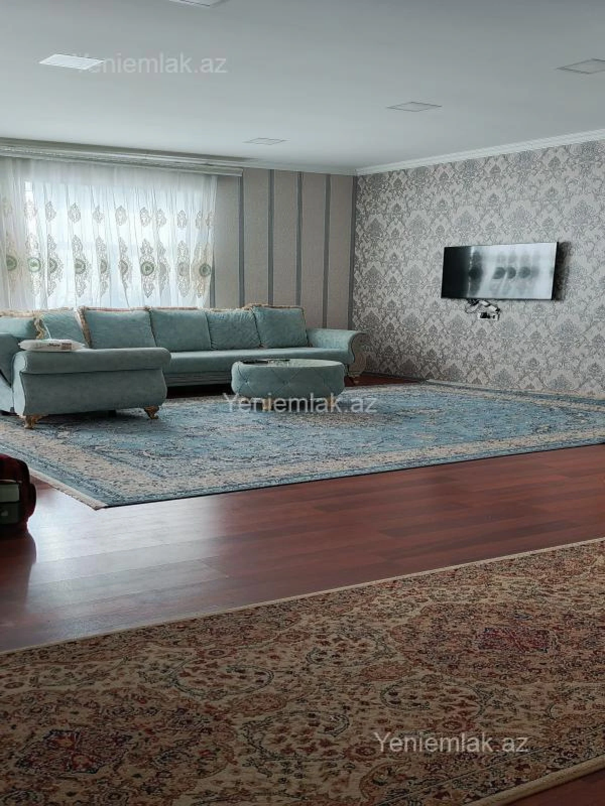 Satılır 5 otaqlı həyət evi 160 m²