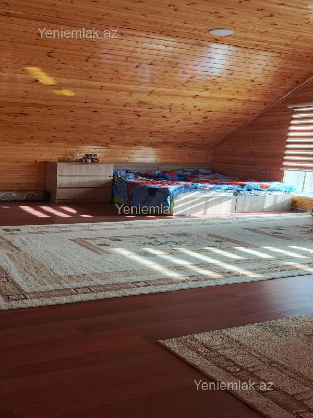 Satılır 5 otaqlı həyət evi 160 m²