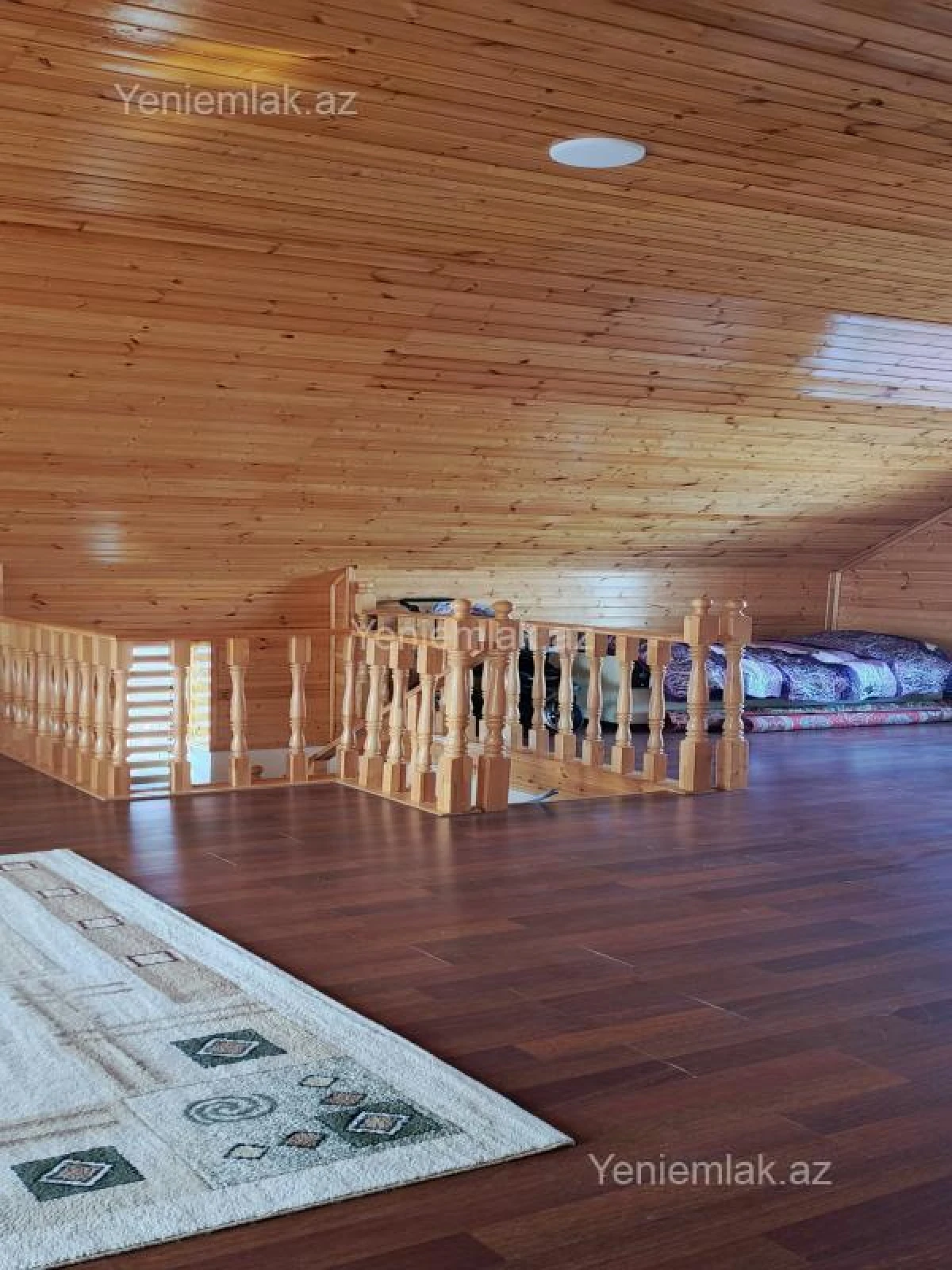 Satılır 5 otaqlı həyət evi 160 m²