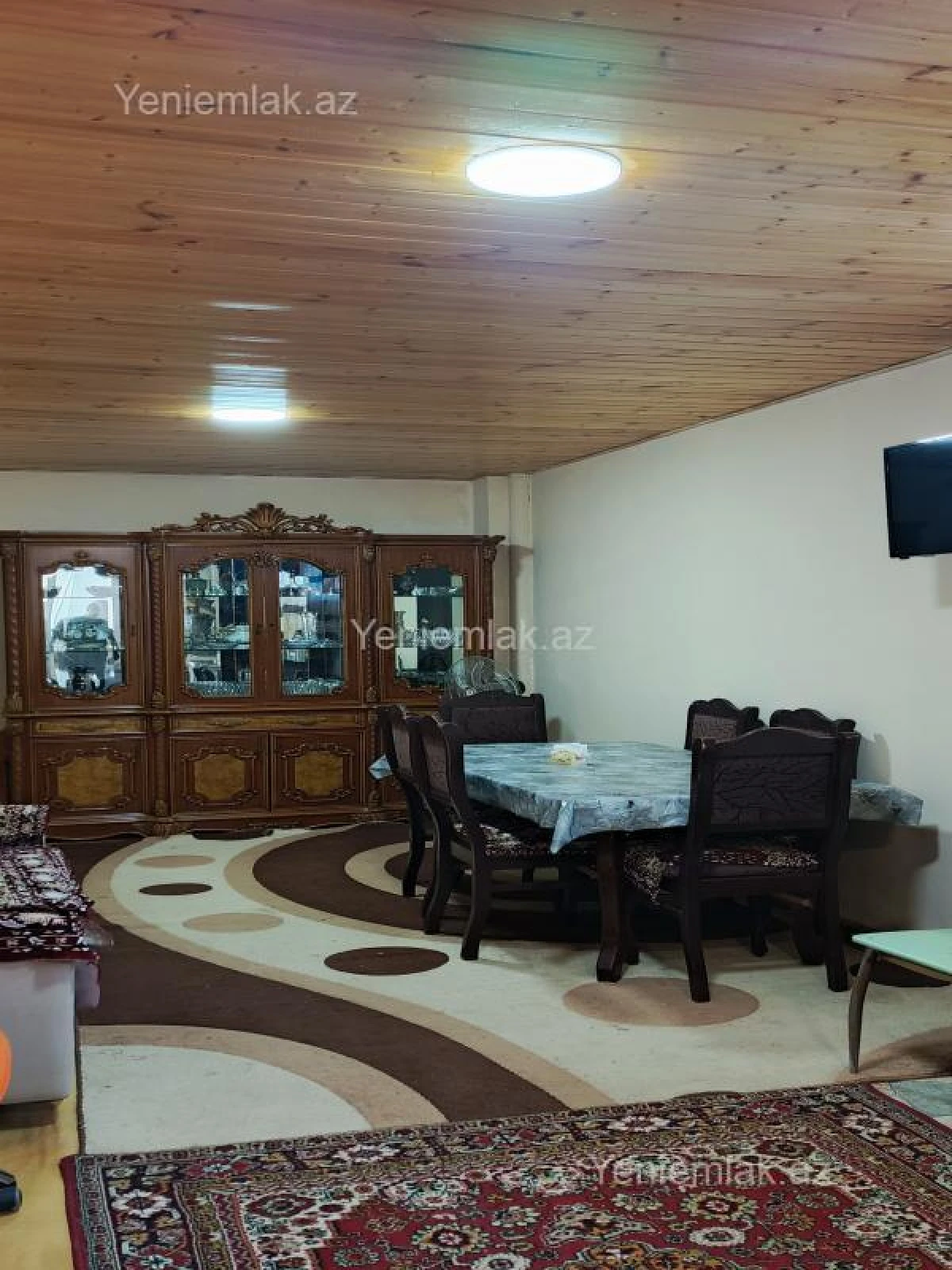 Satılır 5 otaqlı həyət evi 160 m²