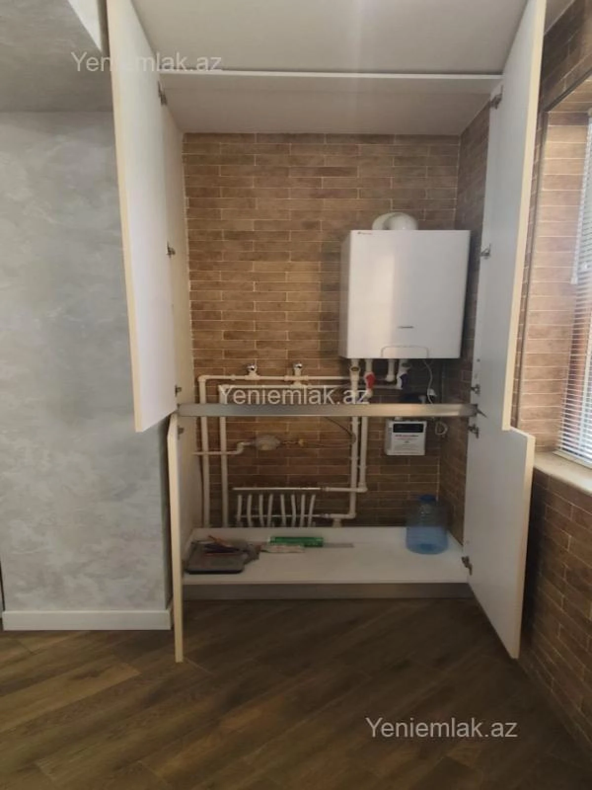 Satılır 5 otaqlı köhnə tikili 115 m²