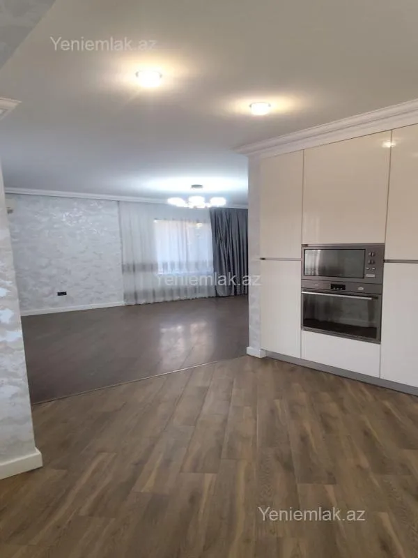 Satılır 5 otaqlı köhnə tikili 115 m²