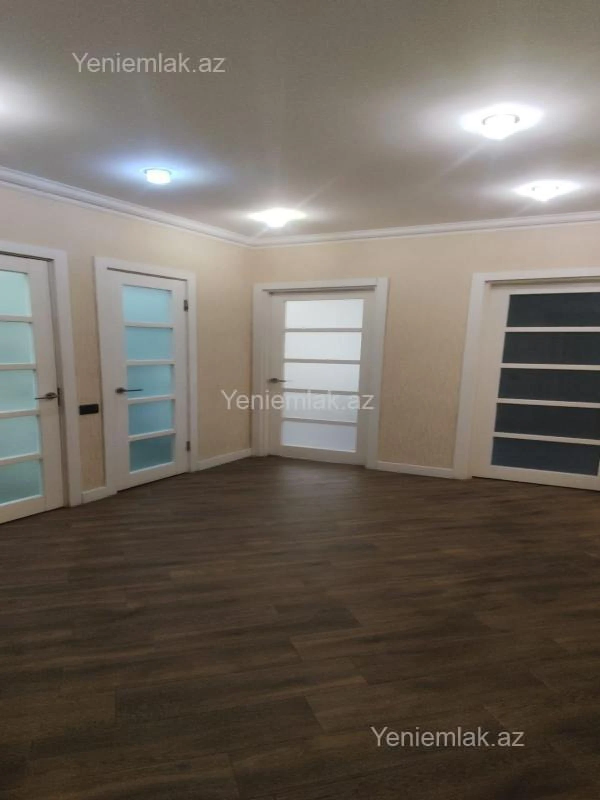 Satılır 5 otaqlı köhnə tikili 115 m²