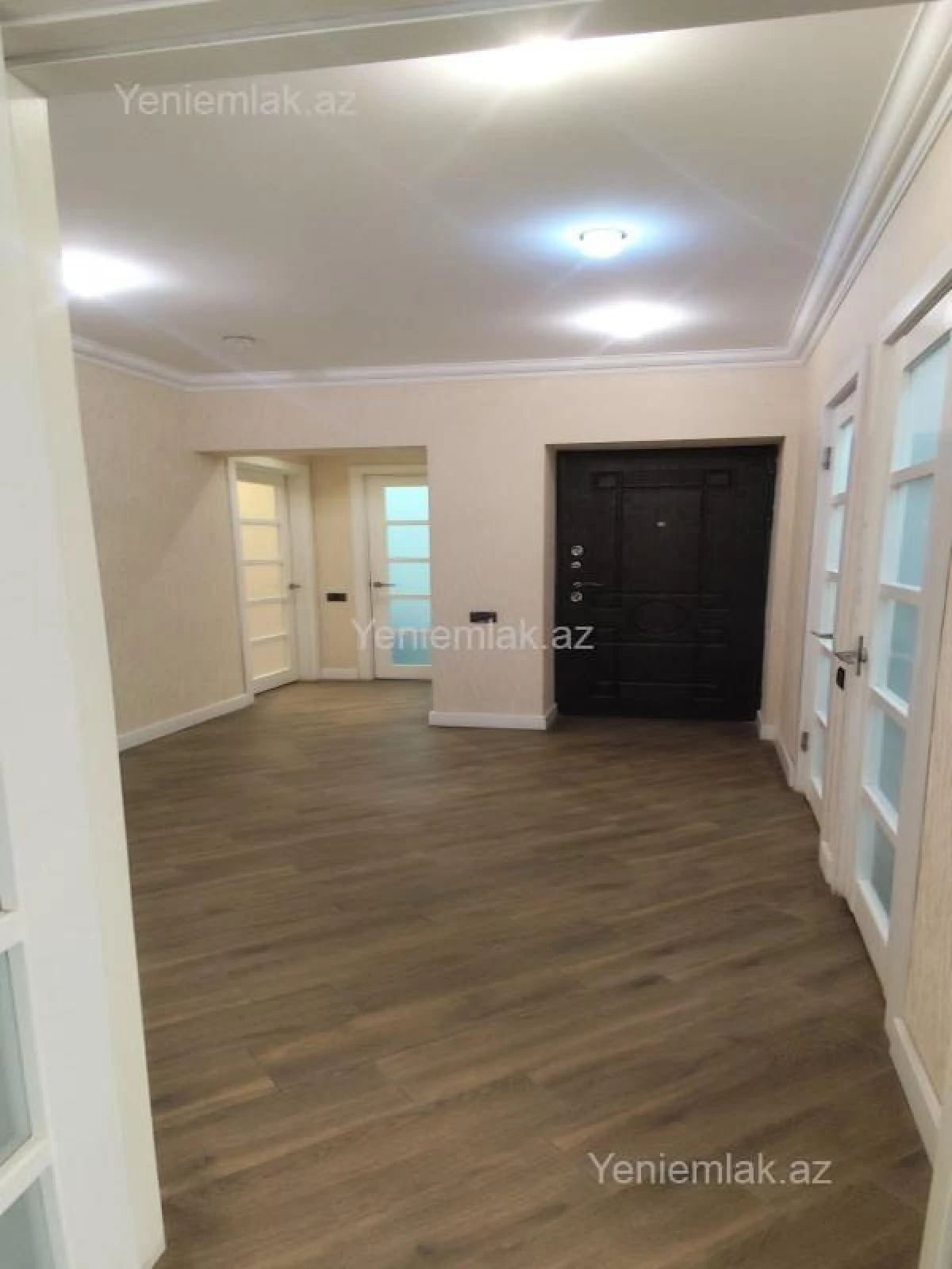 Satılır 5 otaqlı köhnə tikili 115 m²