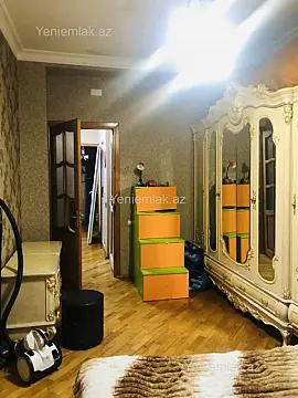 Satılır 3 otaqlı yeni tikili 70 m²