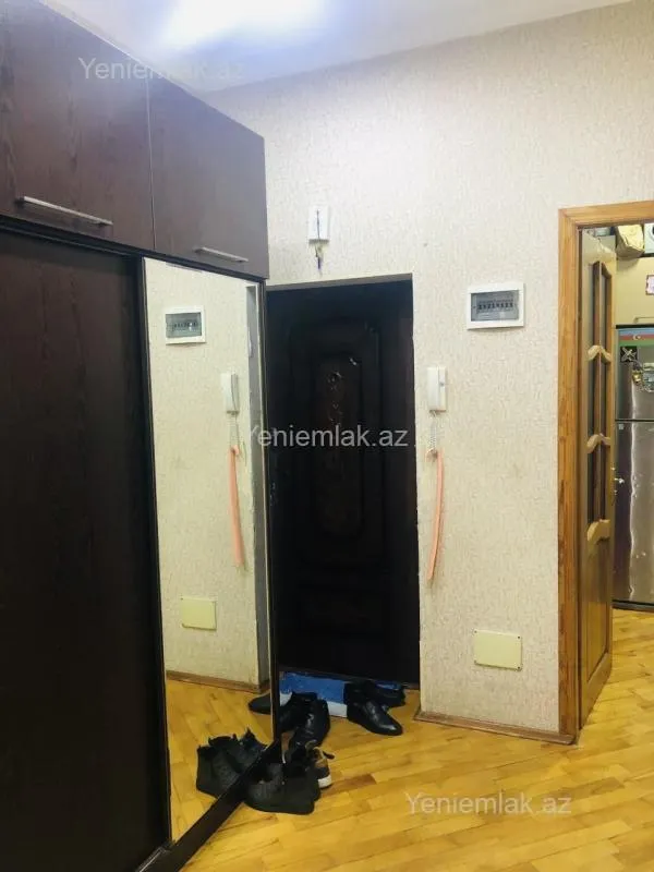 Satılır 3 otaqlı yeni tikili 70 m²