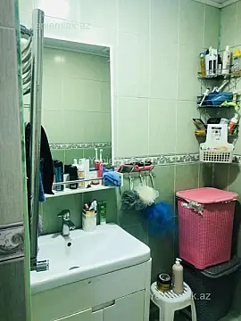 Satılır 3 otaqlı yeni tikili 70 m²