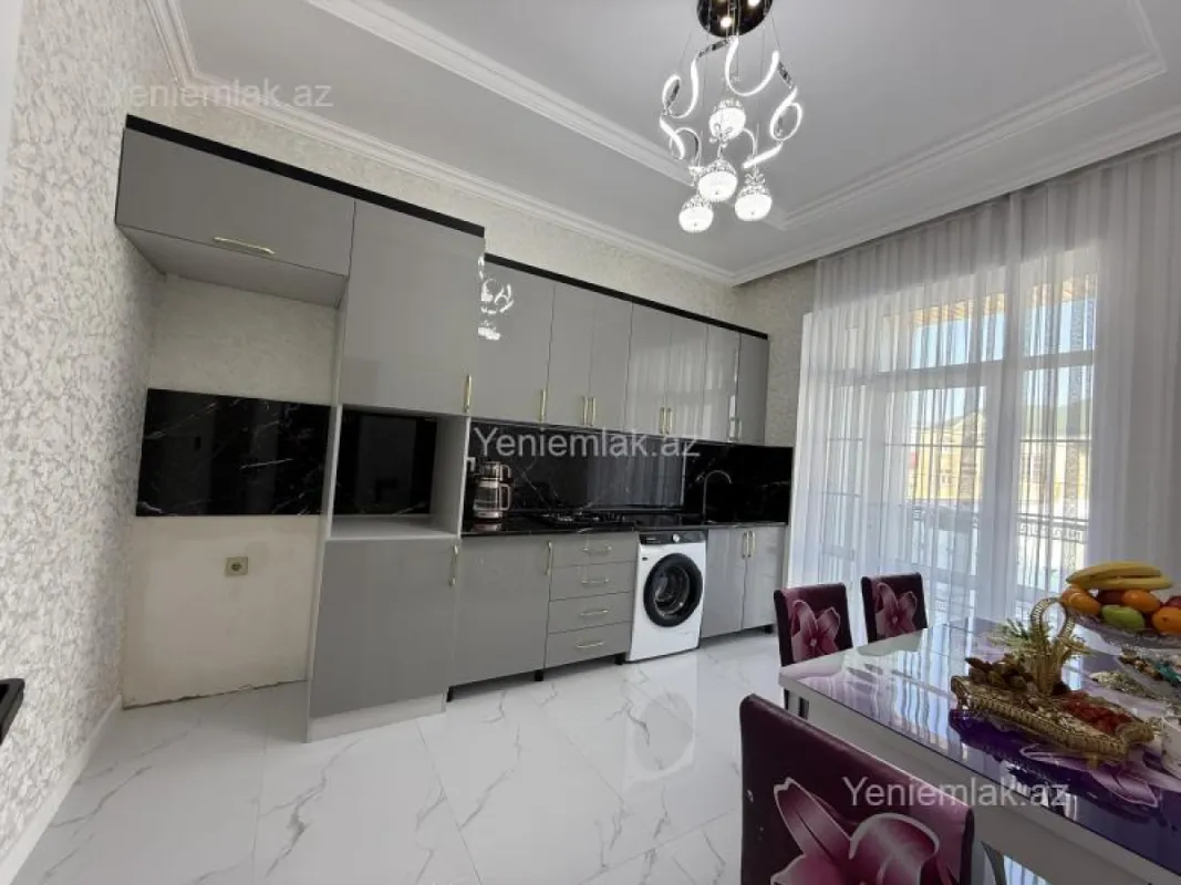 Satılır 3 otaqlı həyət evi 100 m²