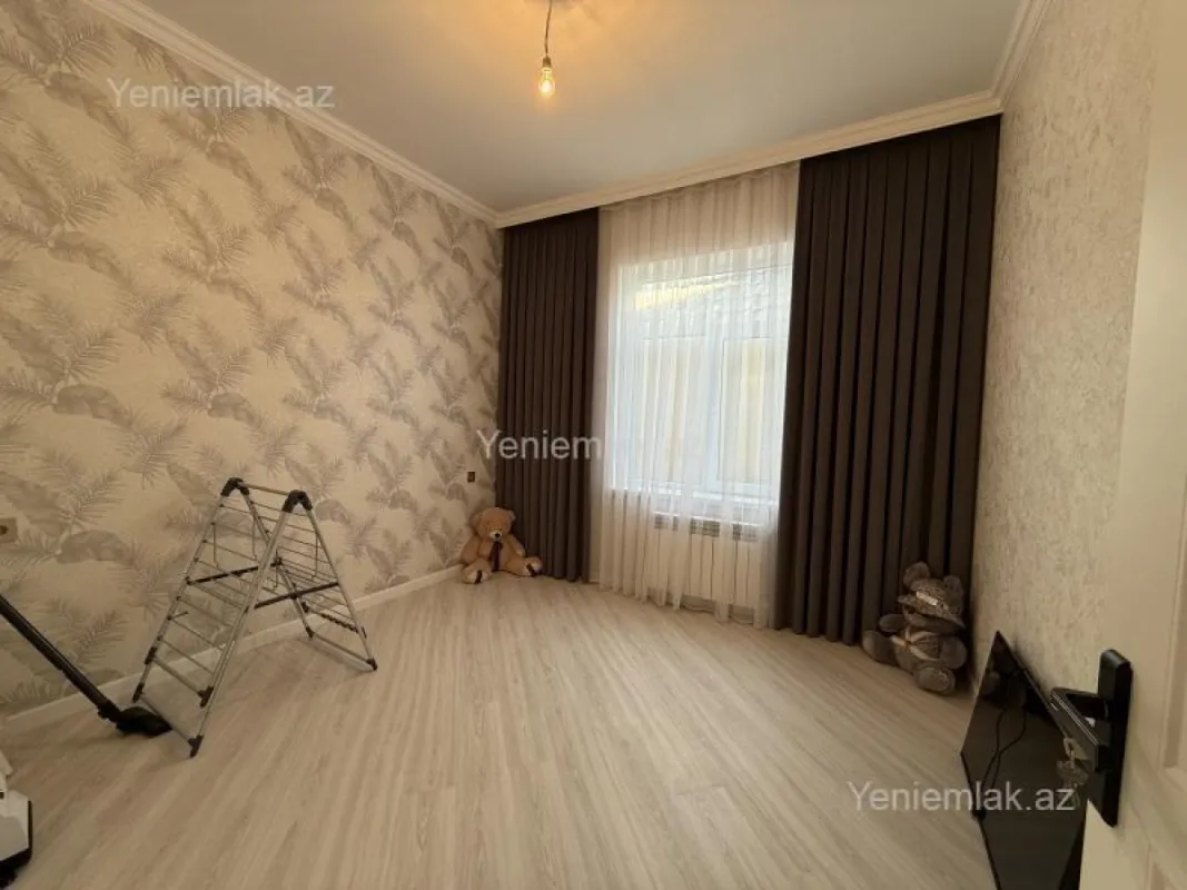Satılır 3 otaqlı həyət evi 100 m²