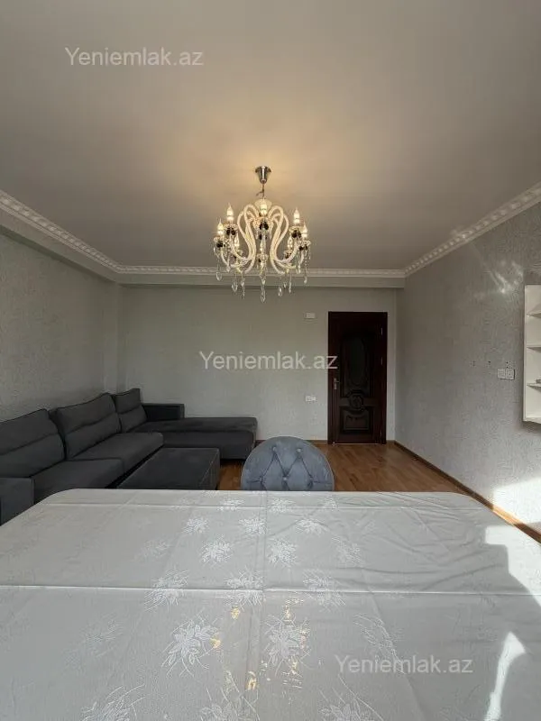 Satılır 3 otaqlı yeni tikili 90 m²