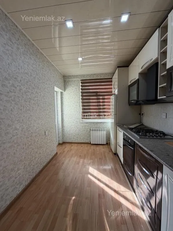 Satılır 3 otaqlı yeni tikili 90 m²