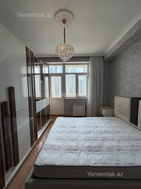 Satılır 3 otaqlı yeni tikili 90 m²