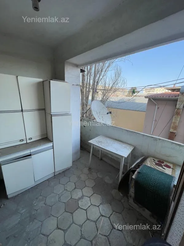 Satılır 2 otaqlı köhnə tikili 51 m²