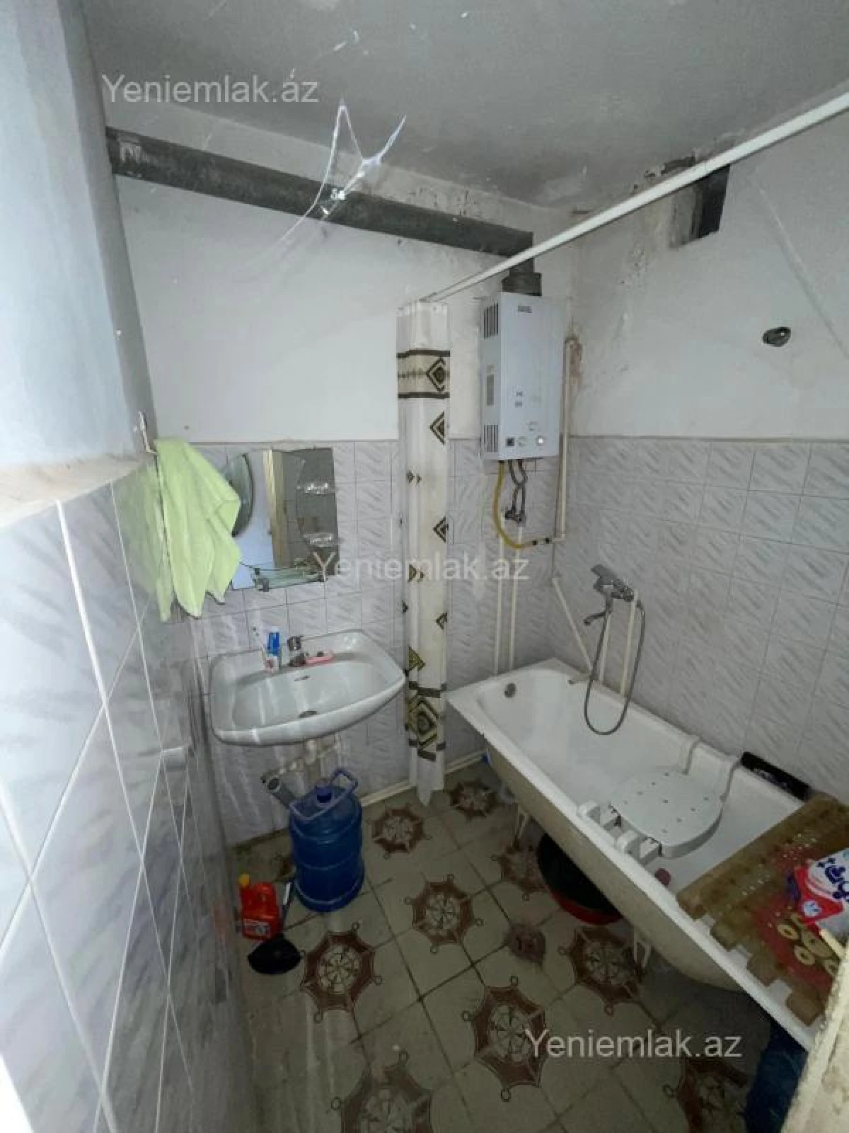 Satılır 2 otaqlı köhnə tikili 51 m²