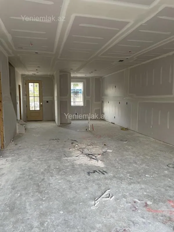 Satılır 13 otaqlı obyekt 1684 m²