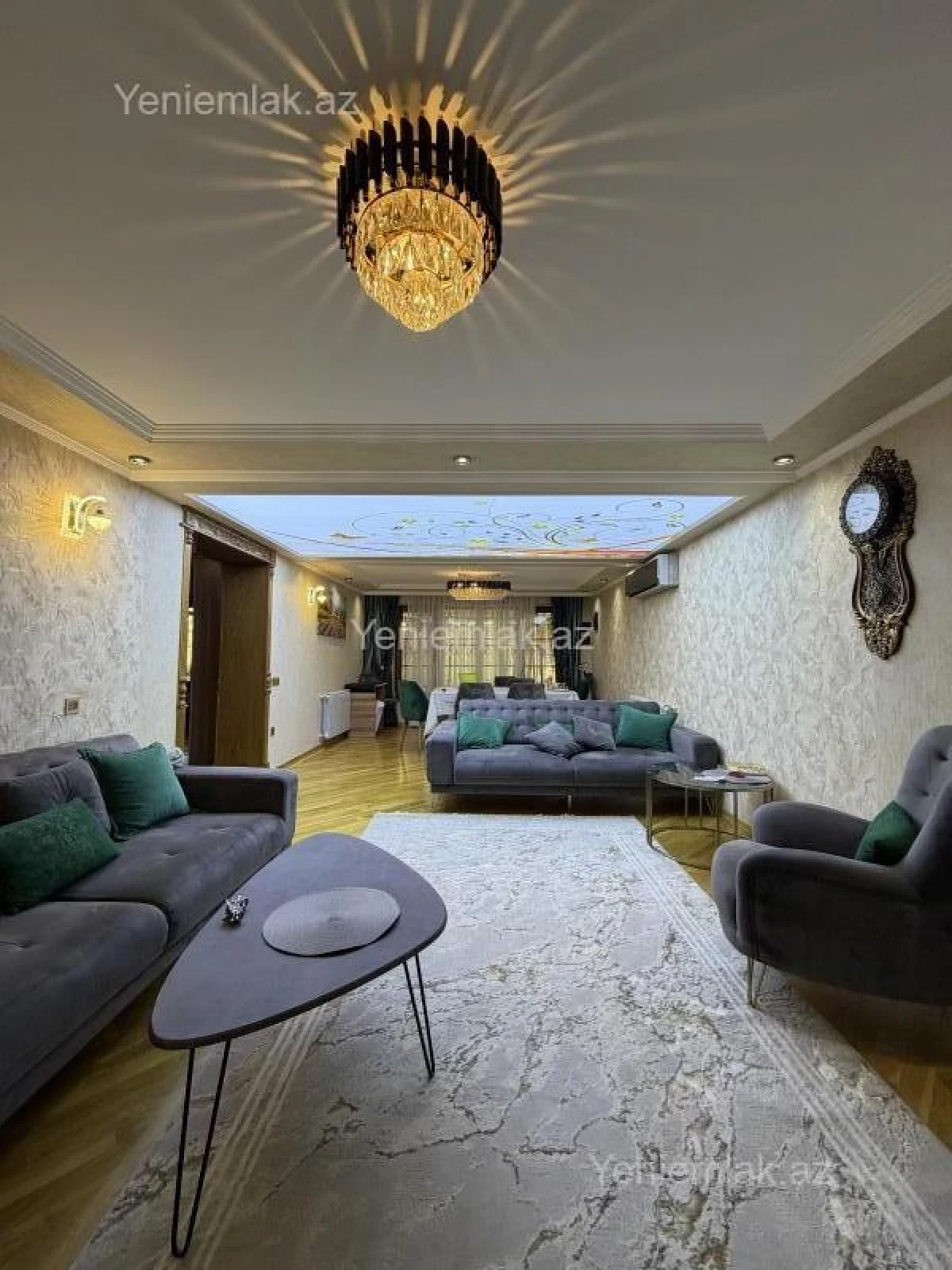 Satılır 7 otaqlı həyət evi 300 m²