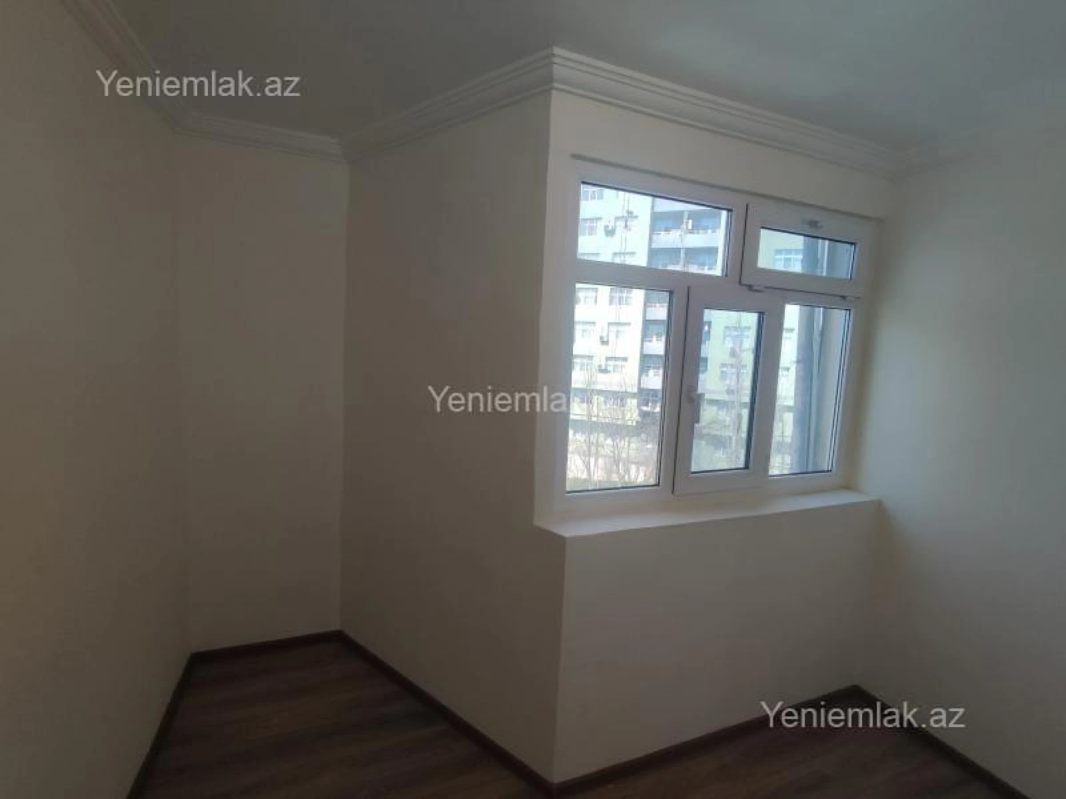 Satılır 2 otaqlı köhnə tikili 60 m²