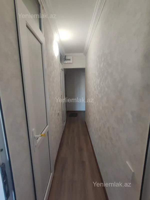 Satılır 2 otaqlı köhnə tikili 60 m²