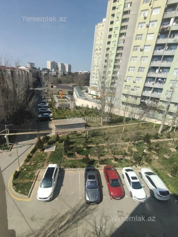 Satılır 2 otaqlı köhnə tikili 60 m²