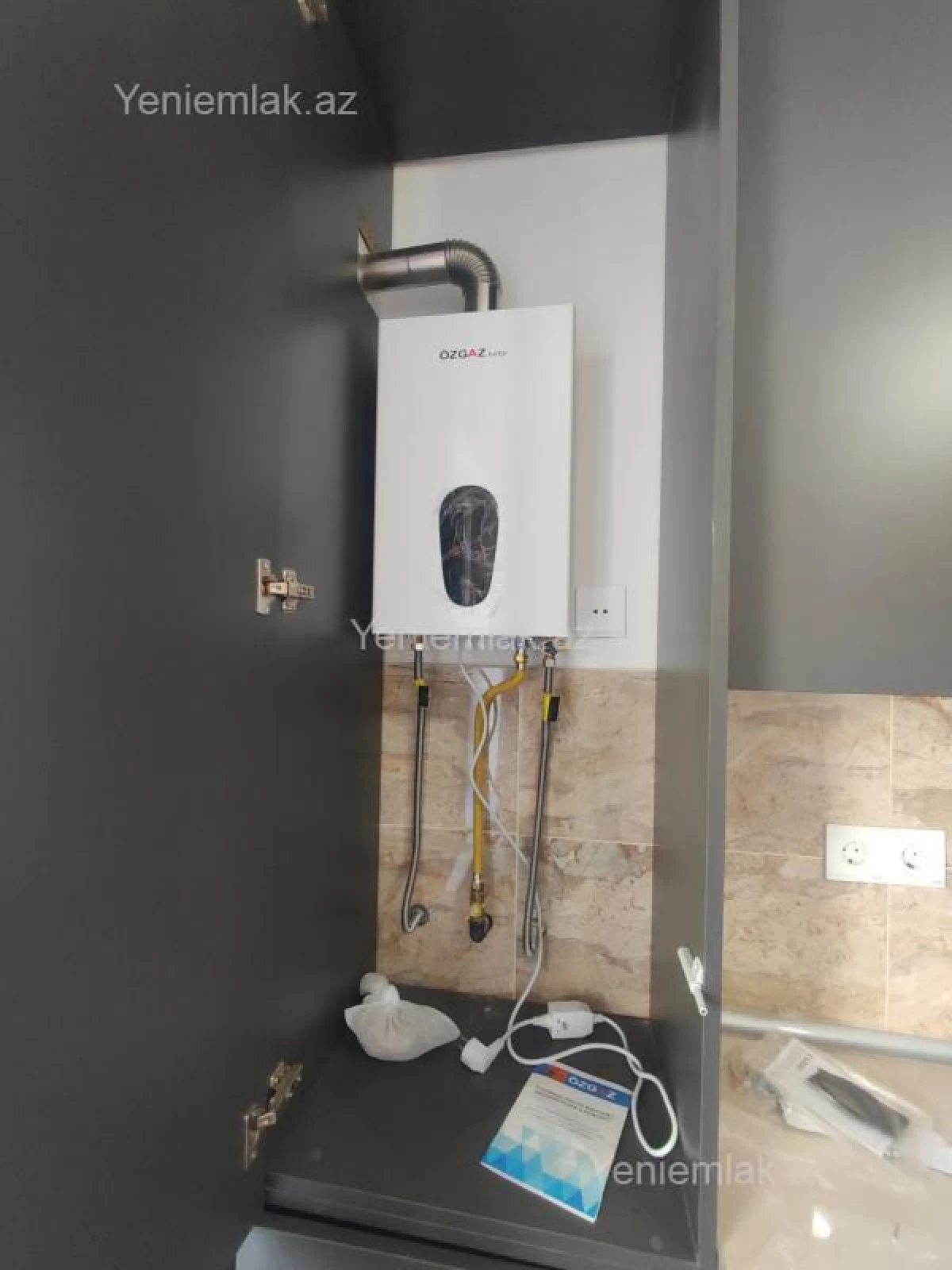 Satılır 2 otaqlı köhnə tikili 60 m²