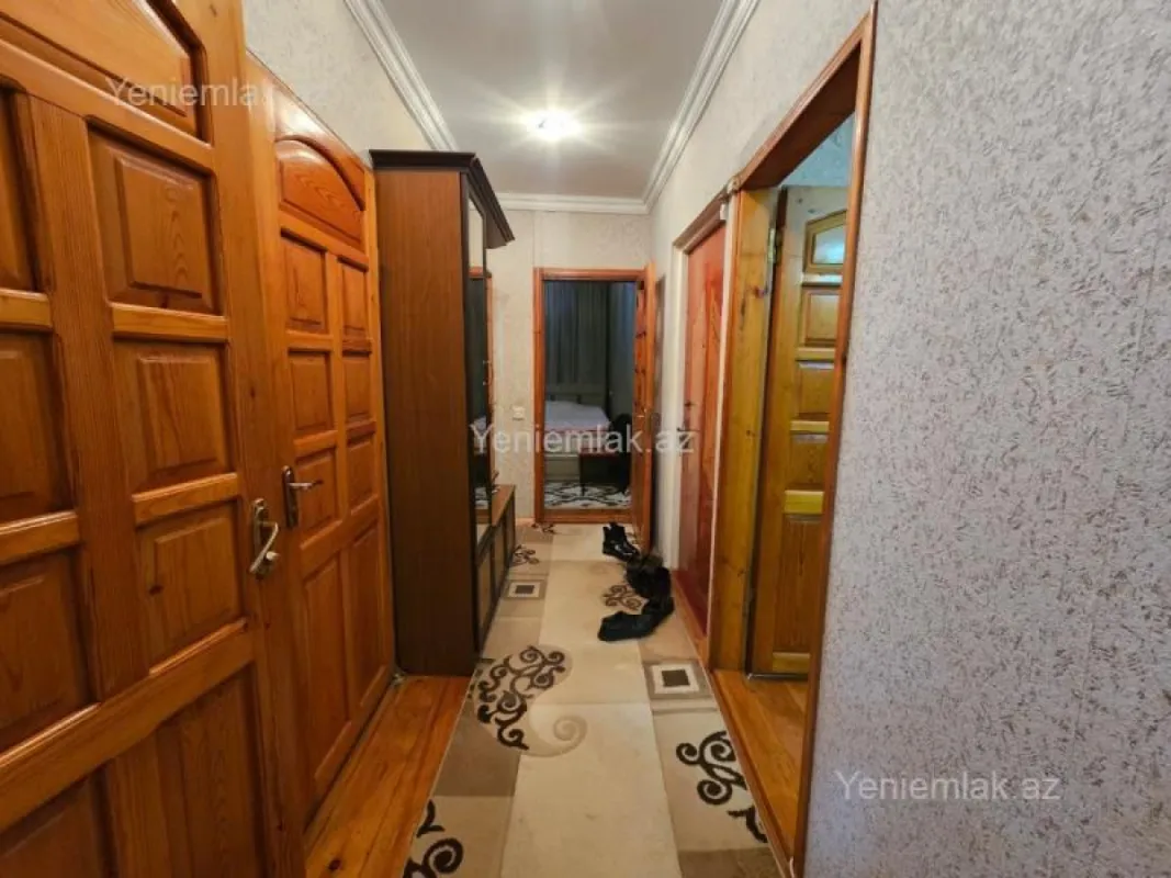 Satılır 2 otaqlı köhnə tikili 55 m²