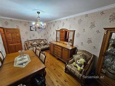 Satılır 2 otaqlı köhnə tikili 55 m²