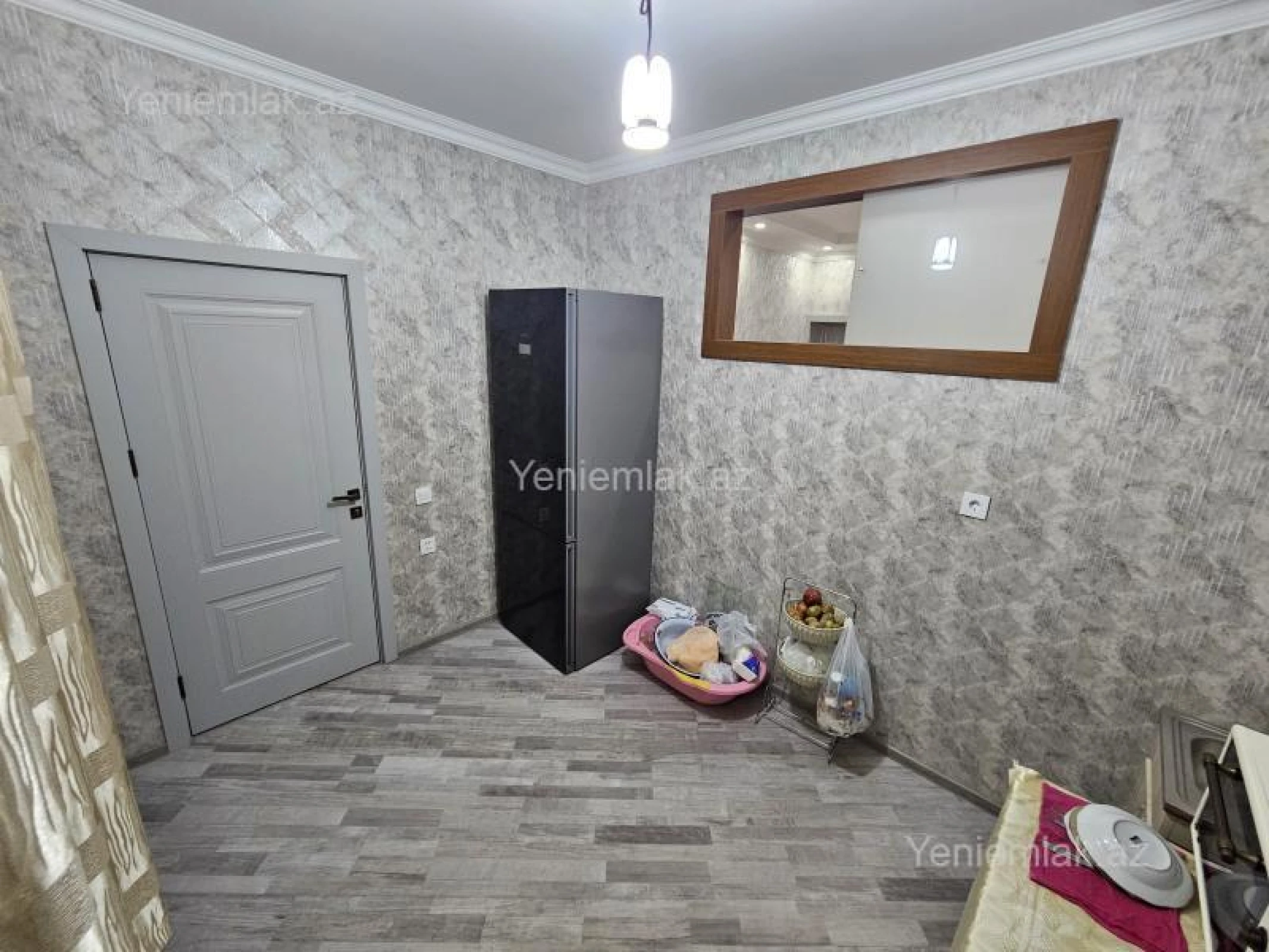 Satılır 3 otaqlı yeni tikili 80 m²