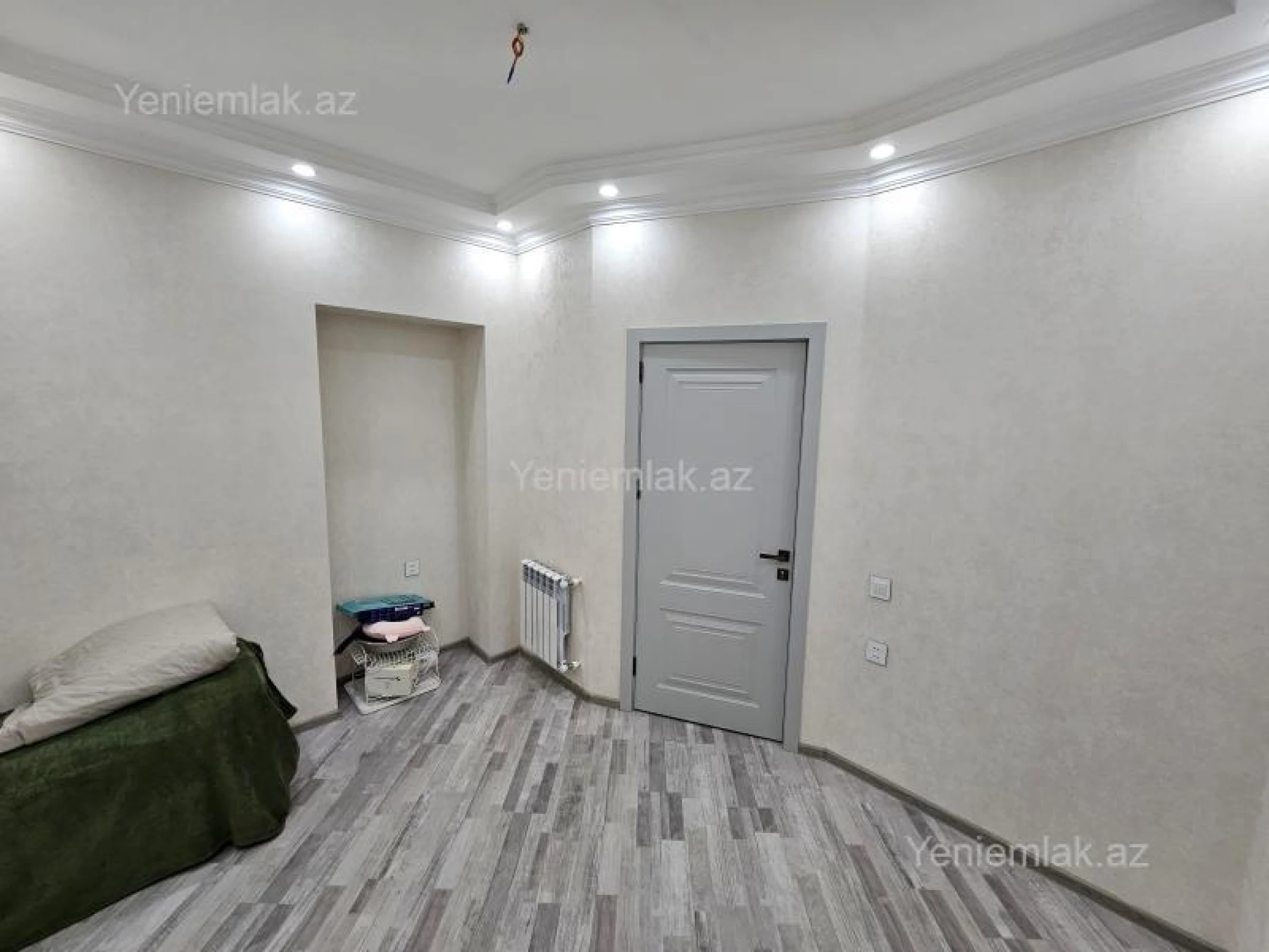 Satılır 3 otaqlı yeni tikili 80 m²