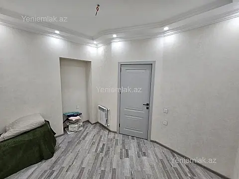 Satılır 3 otaqlı yeni tikili 80 m²