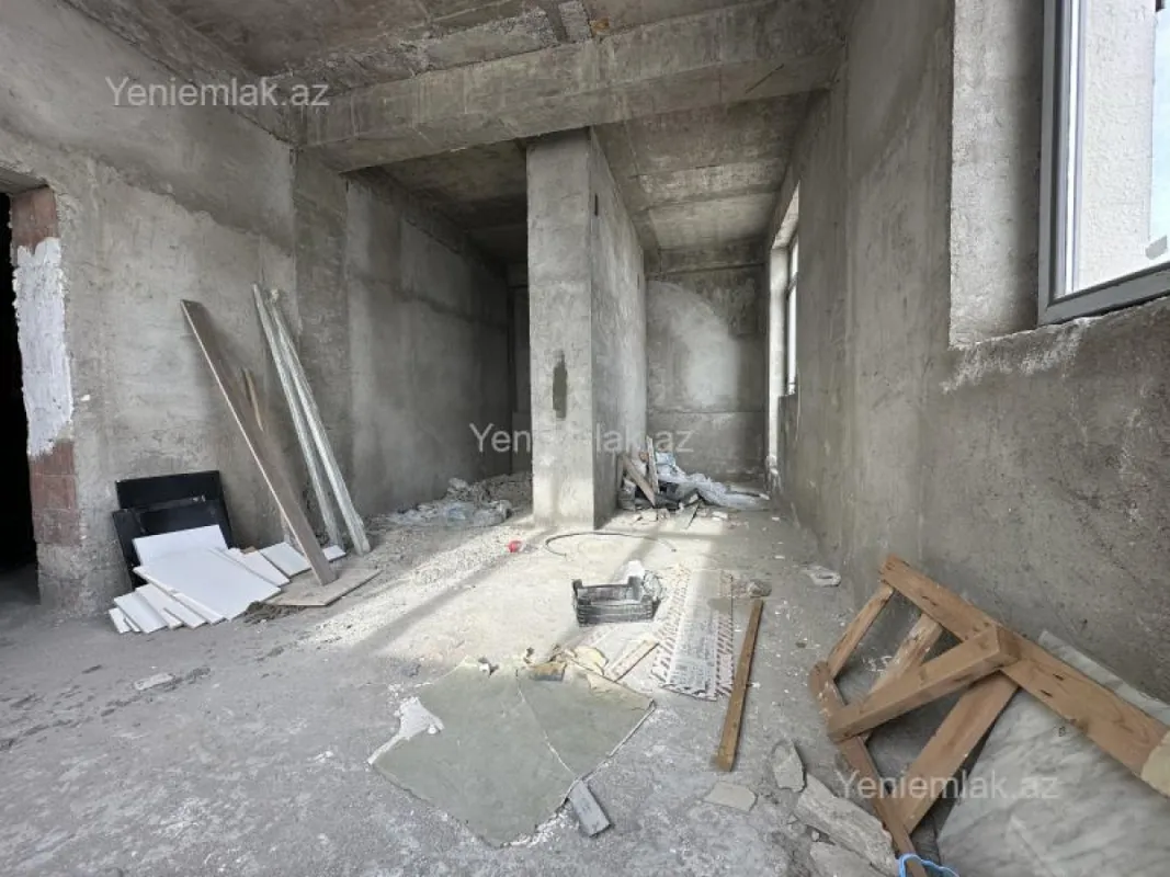 Satılır 5 otaqlı yeni tikili 600 m²