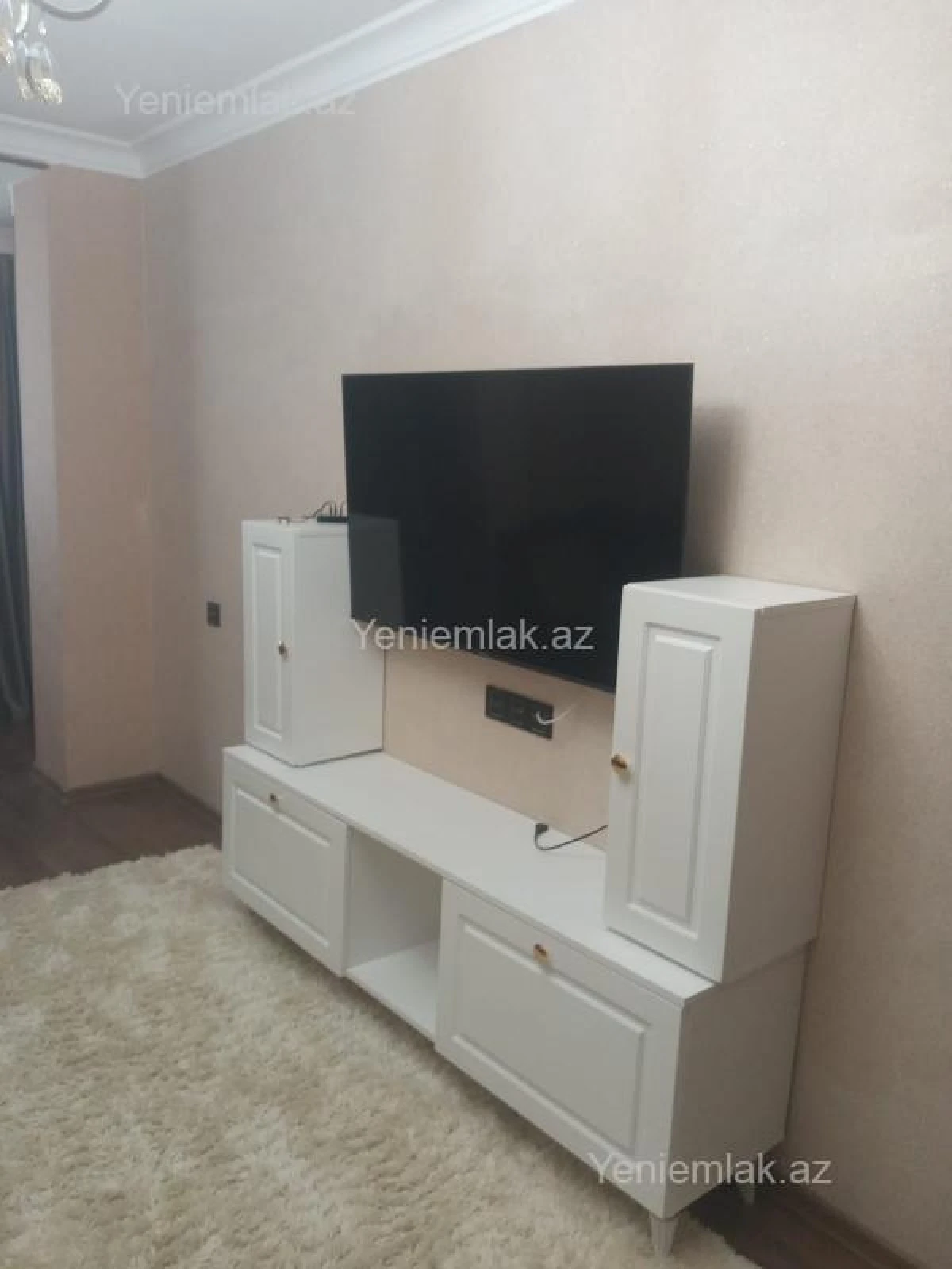 Satılır 3 otaqlı köhnə tikili 74 m²