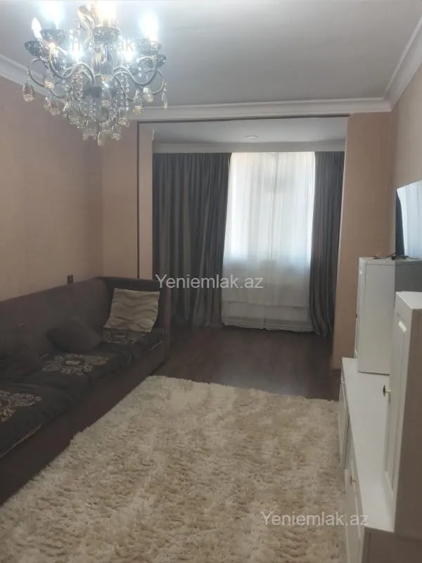 Satılır 3 otaqlı köhnə tikili 74 m²
