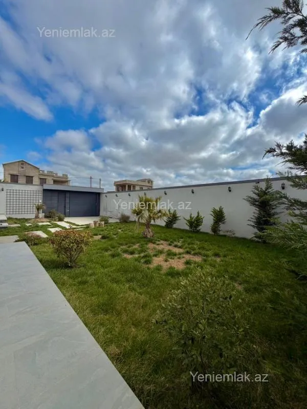 Satılır 4 otaqlı həyət evi 200 m²