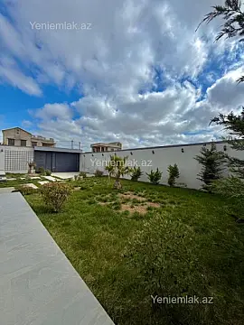 Satılır 4 otaqlı həyət evi 200 m²