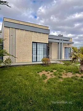 Satılır 4 otaqlı həyət evi 200 m²