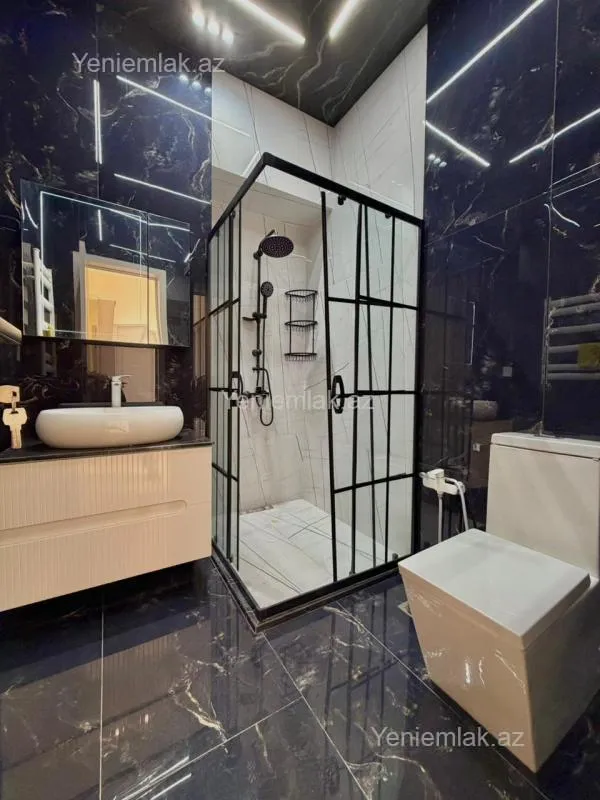 Satılır 4 otaqlı həyət evi 200 m²